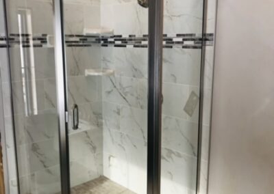 Framed neo angle shower